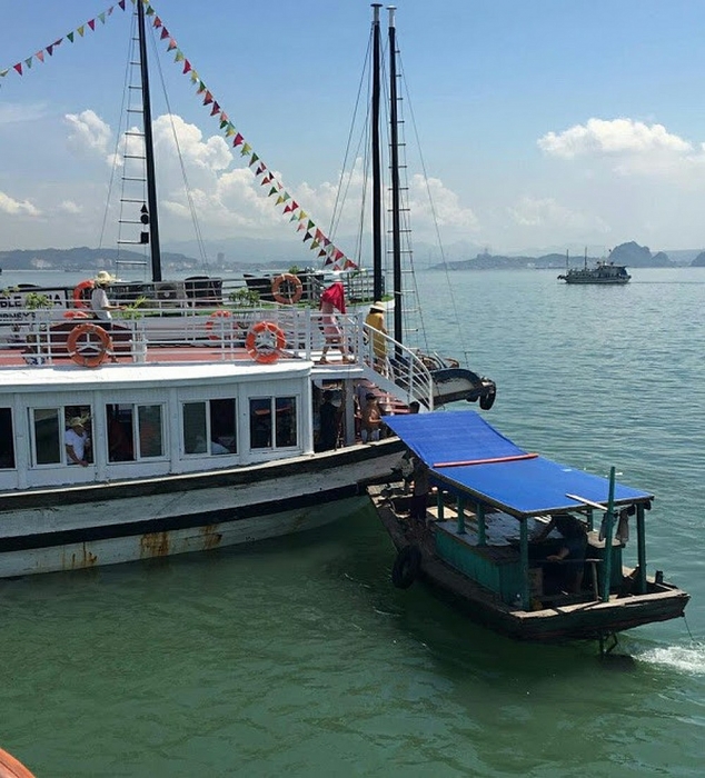 kham pha nhung dich vu kiem bon tien o vinh ha long