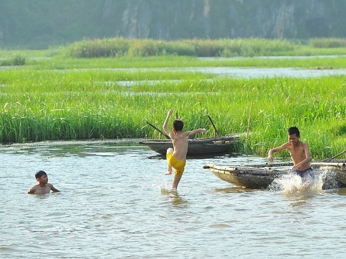 day con nhung quy tac giu an toan khi ve que nghi he