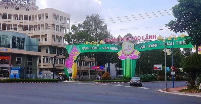 tinh nao co bieu tuong la sen va seu