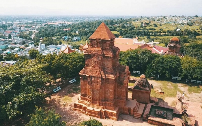 dac san thanh long cua vung dat nao