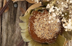 Bánh tổ mốc là món ăn truyền thống trong ngày Tết của tỉnh nào?