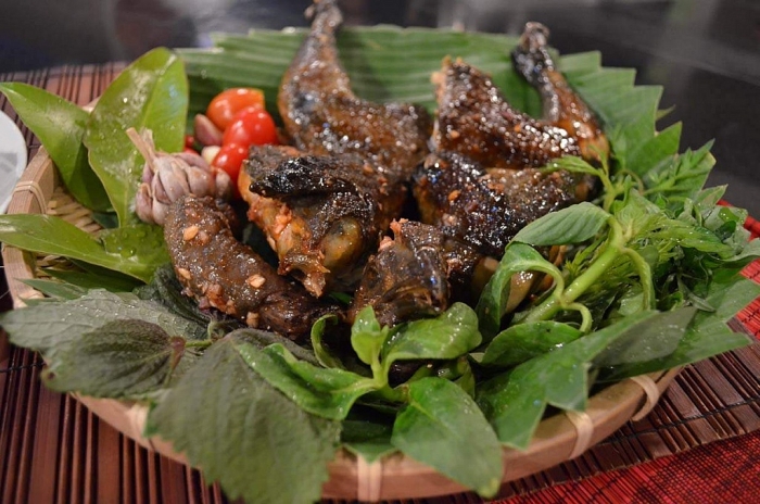 thuong thuc 10 mon ngon nuc tieng xu quang