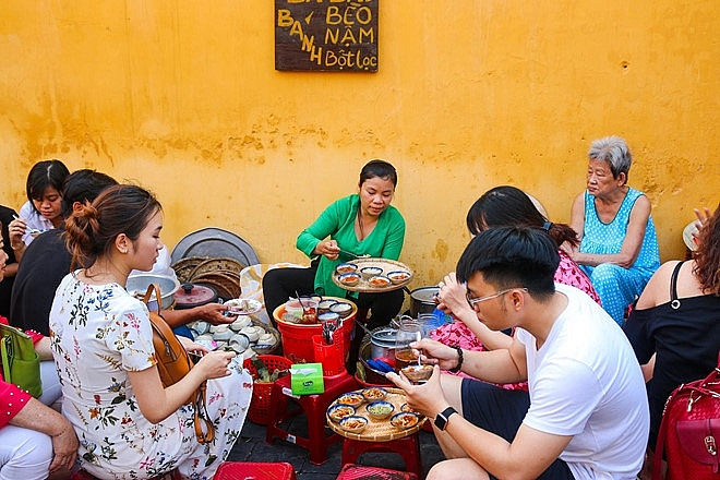 co mot mien trung tinh va tho nhu the