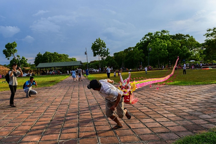 Trở về tuổi thơ với lễ hội thả diều màu sắc ở Huế tro ve tuoi tho voi le hoi tha dieu mau sac o hue