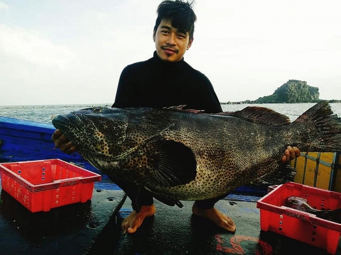 nhoc nhan gian truan va day kho cuc cua nhung con nguoi bam bien
