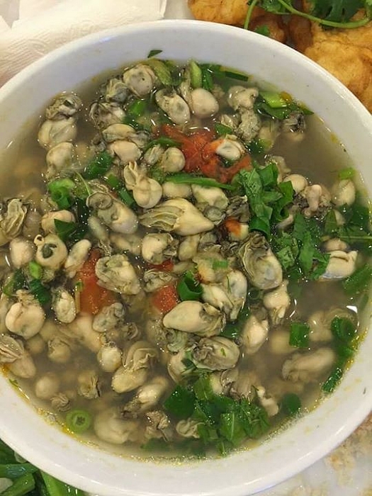 quang ninh co dac san gi hap dan du khach