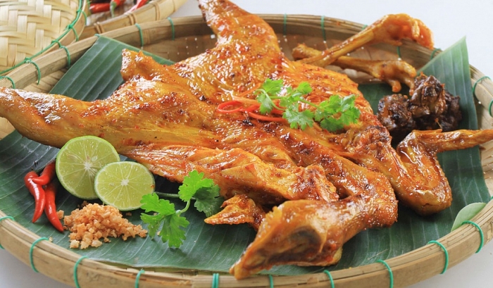 tay nguyen noi tieng voi dac san gi