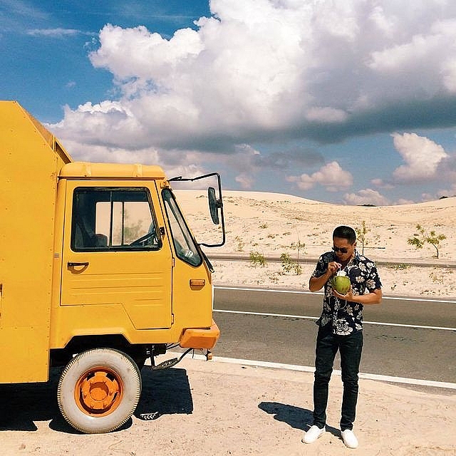 kham pha bau trang noi duoc menh danh la sa mac sahara o viet nam