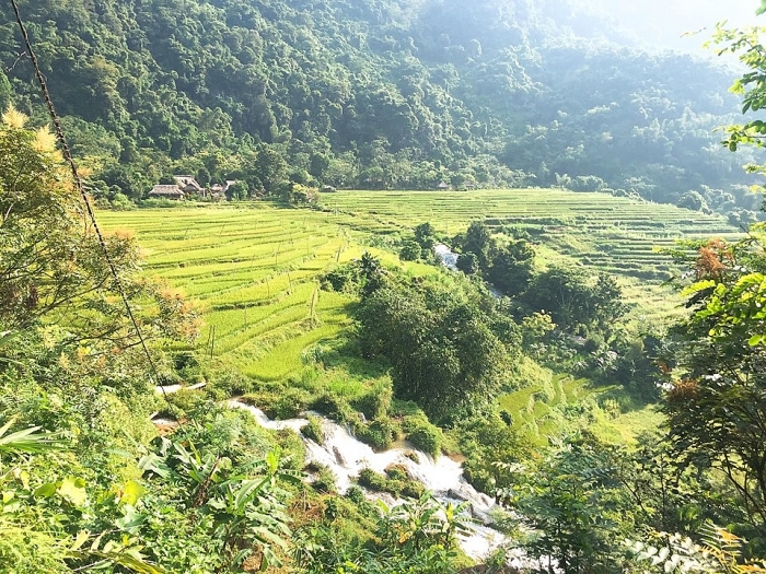 pu luong net dep dung di hoa quyen voi may troi