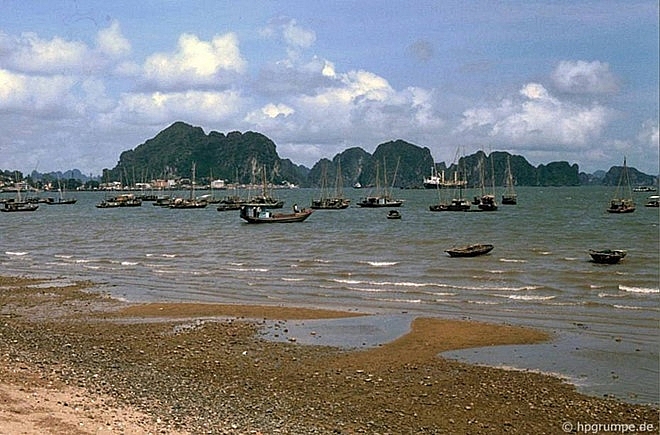 mot ha long hoan toan khac la nhung nam dau thap nien 90