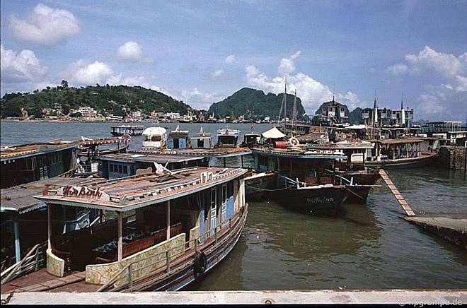 mot ha long hoan toan khac la nhung nam dau thap nien 90