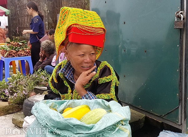 dac san xu lang rua da nhot ro qua la vang ruc ret doc nhot chai