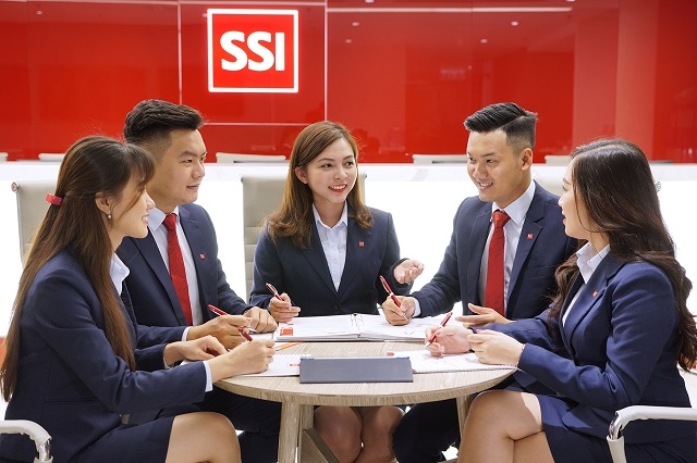 Loạt dự báo kinh tế Việt Nam sẽ tăng trưởng mạnh trong năm 2021