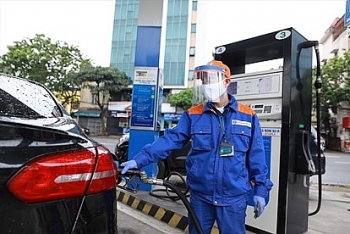 Giá xăng có thể tăng tiếp vào ngày mai