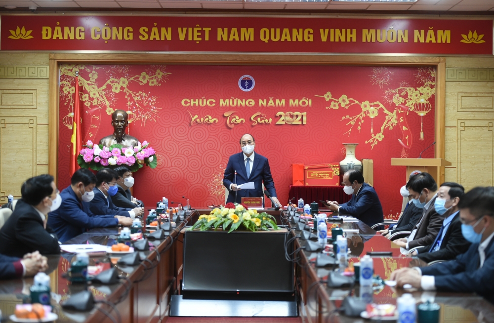 Thủ tướng Nguyễn Xuân Phúc: Trân quý những hành động, tinh thần hy sinh cao cả của các chiến sĩ áo trắng