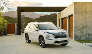 Mitsubishi Outlander 2021 ra mắt với giá khởi điểm từ 620 triệu đồng