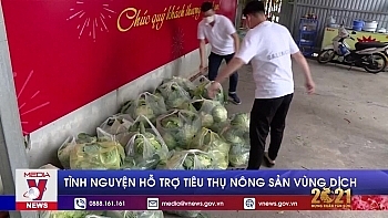 Tình nguyện hỗ trợ tiêu thụ nông sản vùng dịch