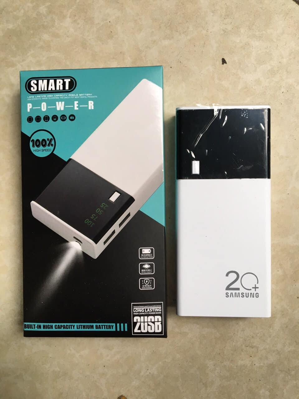 Bắt giữ hơn 2.000 PIN dự phòng giả mạo nhãn hiệu Samsung