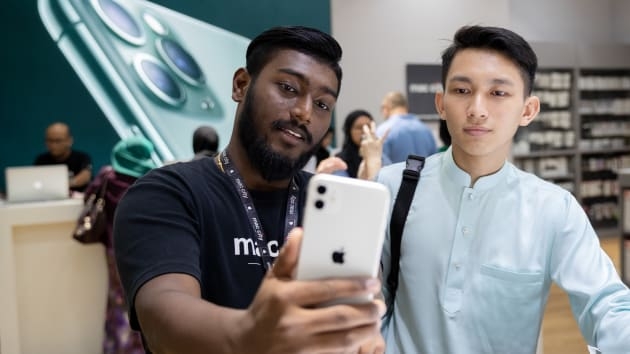 apple hoan san xuat iphone 12 do covid 19