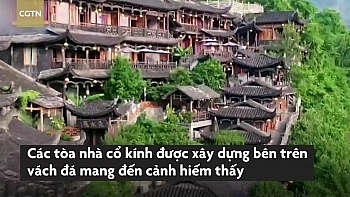 canh sac dep tua tien canh o thi tran 2000 tuoi