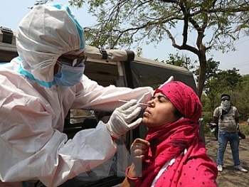 cac nuoc ngheo se duoc imf hay wb xoa no neu chiu doi lay cac du an xanh