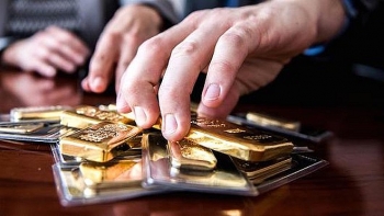 Giá vàng tăng chóng giữa căng thẳng Nga - Mỹ