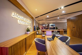 Mở cửa không gian trưng bày Jaguar Land Rover Studio Hanoi