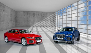 jaguar xf moi duoc gioi thieu dep sang trong va luon ket noi