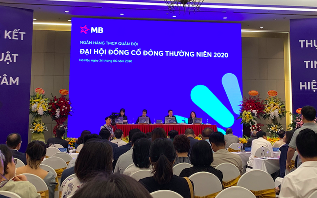 lanh dao mbbank ly giai nguyen nhan loi nhuan giam
