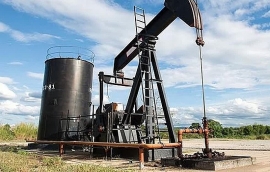 Giá xăng dầu hôm nay 2/7: Dầu khởi sắc khi nguồn cung giảm mạnh nhất năm