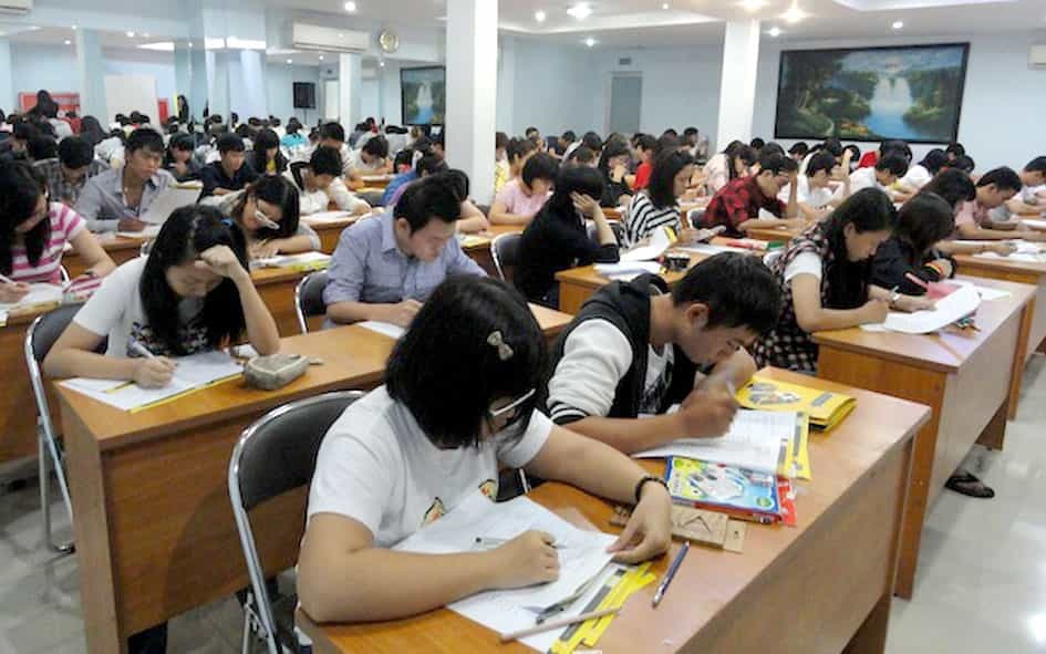 Điều chỉnh mức lương và chính sách tuyển dụng giáo viên từ 1/7