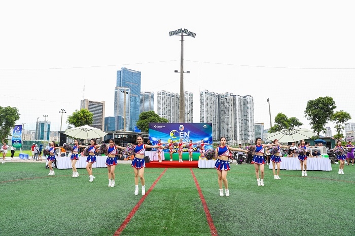 Hàng nghìn nhân sự dành cả thanh xuân cùng Cen Group