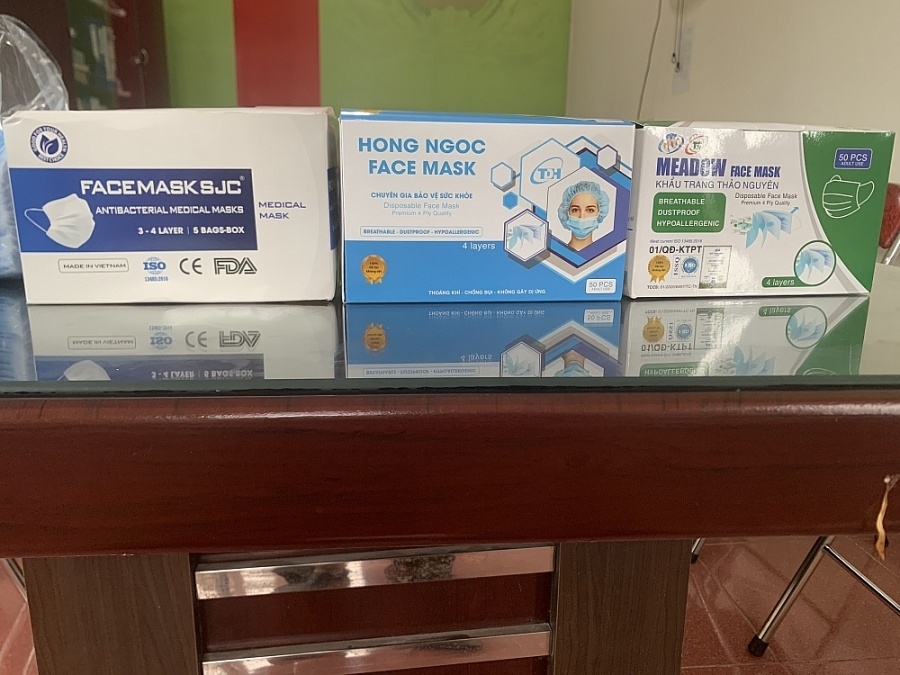 Hà Tĩnh: Bắt giữ gần 400.000 khẩu trang y tế giả đang vận chuyển ra Bắc