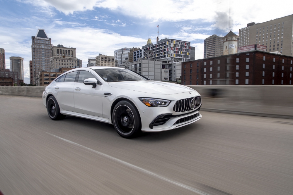 Mercedes E-Class All-Terrain sắp trình làng, S-Class Coupe và Cabrio bị khai tử