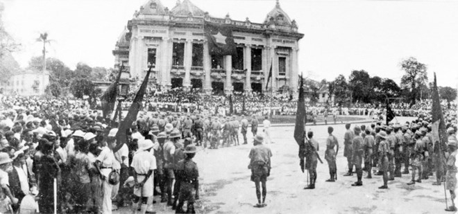 Chùm ảnh: Hà Nội từ nạn đói năm 1945 đến mùa thu năm 2020