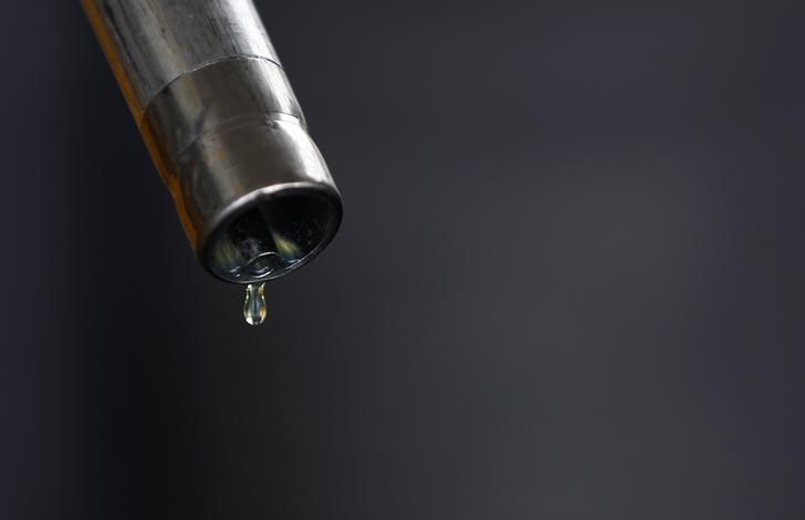 Giá xăng dầu hôm nay (2/9): Dầu Brent tiếp tục giảm giá nhẹ
