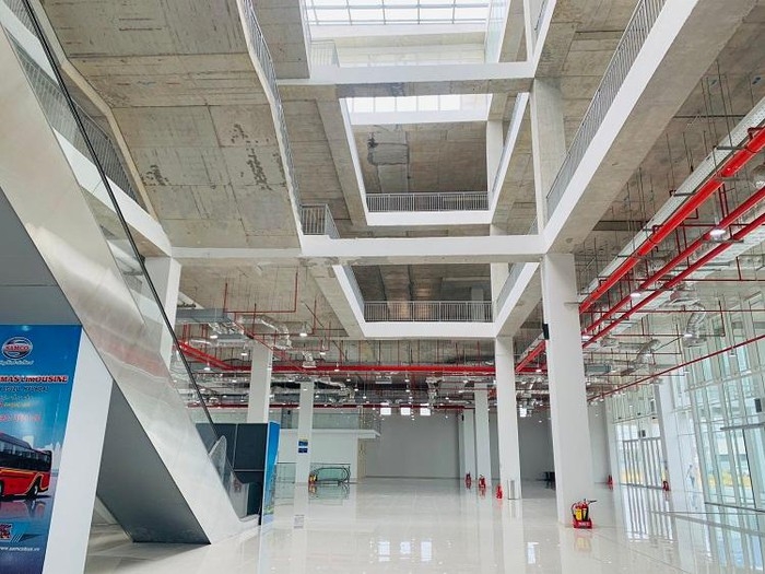 Bến xe quy mô lớn nhất cả nước chính thức hoạt động