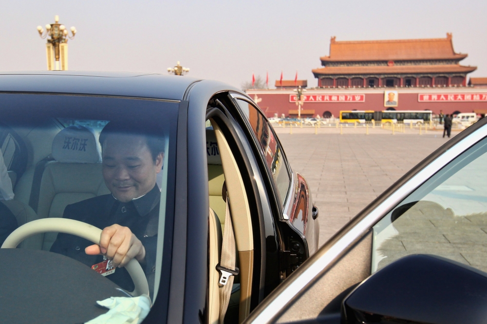 moi quan he chua chat thuy dien trung quoc qua thuong hieu volvo