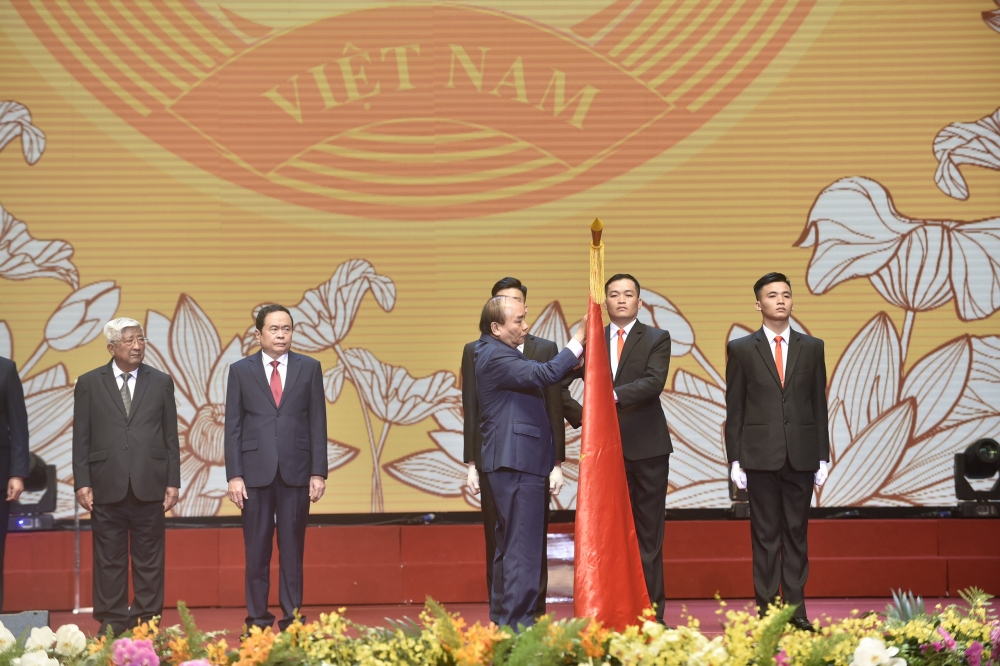 Chùm ảnh: Mít tinh kỷ niệm 90 năm ngày truyền thống Mặt trận Tổ quốc Việt Nam Mít tinh kỷ niệm 90 năm ngày truyền thống Mặt trận Tổ quốc Việt Nam