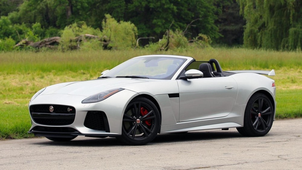 gia xe o to jaguar moi nhat thang 12020
