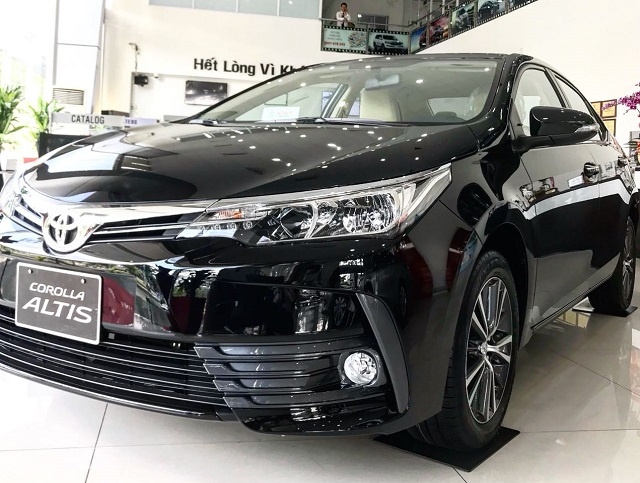 xe phan khuc hang c mua toyota corolla altis hay mazda 3 2020 choi tet