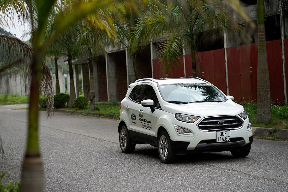 suv gia dinh 5 cho ford ecosport hyundai kona hay honda hr v