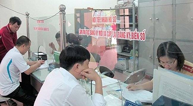 muc xu phat cham sang ten xe o to moi nhat nam 2020