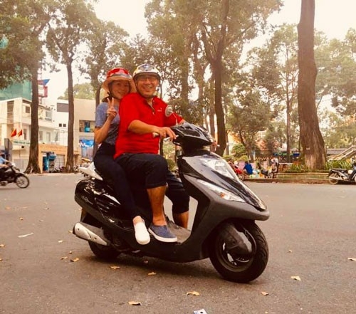 tin giai tri sao viet hom nay 129 gil le dang hen ho hoang thuy linh