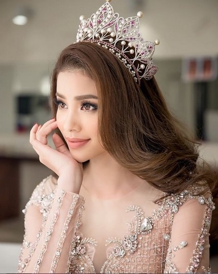 tin giai tri sao viet hom nay 410 ho ngoc ha gian doi kim ly kieu loan lot top 3 binh chon hoa hau hoa binh quoc te