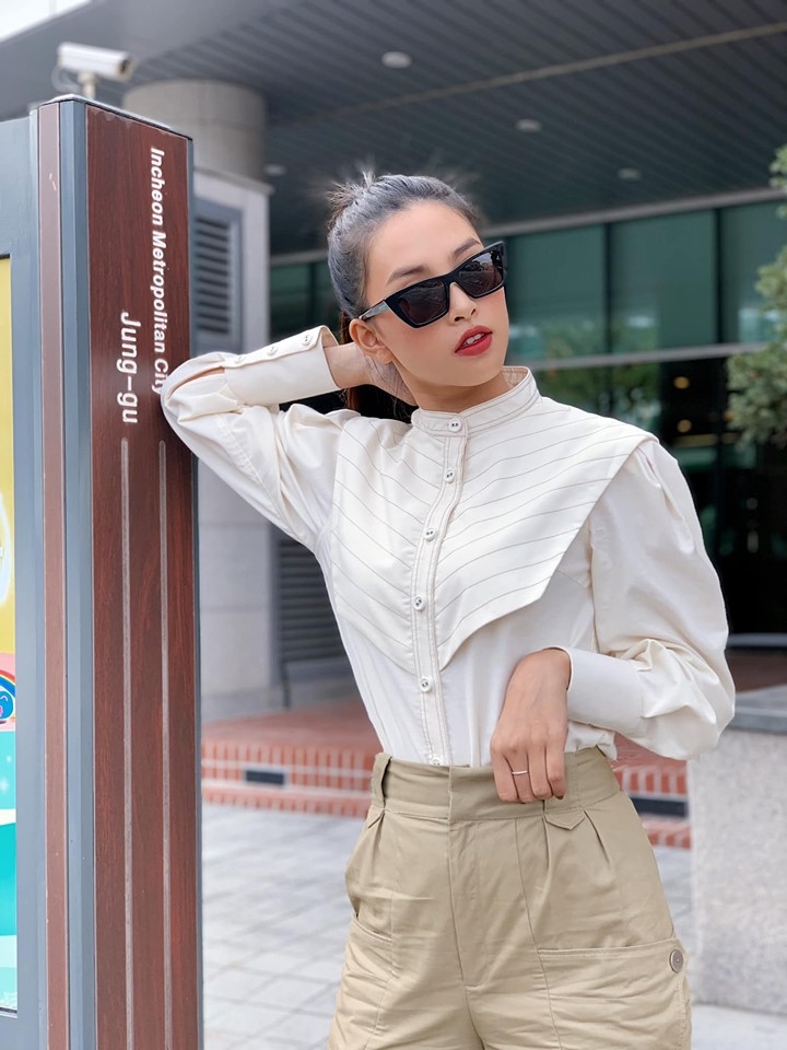 ban tin hoa hau ngay 2010 tieu vy khoe sac tren duong pho han quoc hoang thuy chot ngay sang my thi hoa hau hoan vu