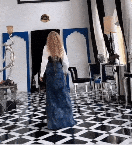 Bản tin Hoa hậu ngày 22/10: H'Hen Niê so tài catwalk với người đẹp Thái Lan