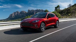 aston martin dbx vua ra mat co gi noi bat