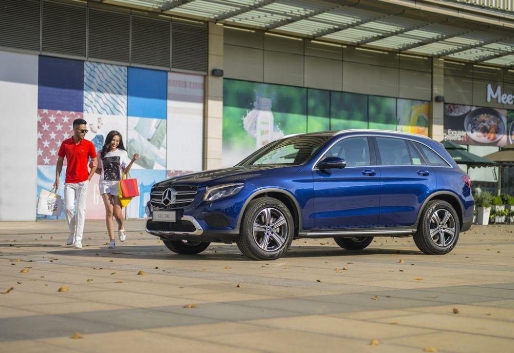 gia xe o to mercedes moi nhat thang 122019
