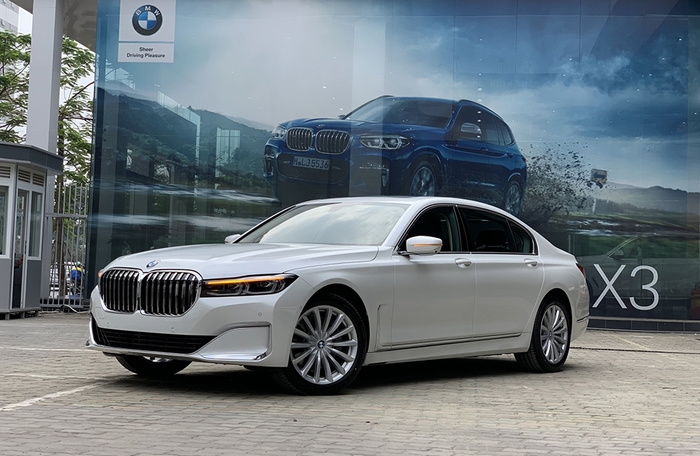 gia xe o to bmw moi nhat thang 122019